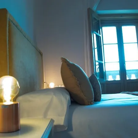 Casa Arturo * 特里亚卡斯特拉